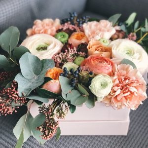 bouquet fleurs beige orange et vert